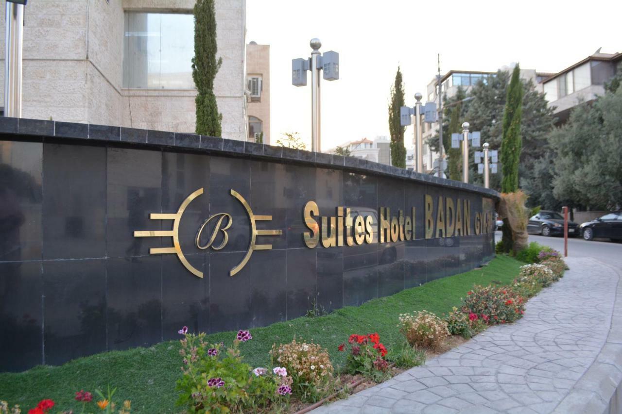 Badan Suites Safut Exterior foto